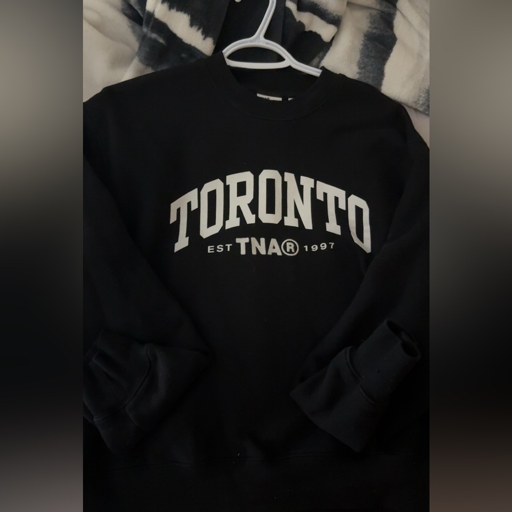 Tna crew neck